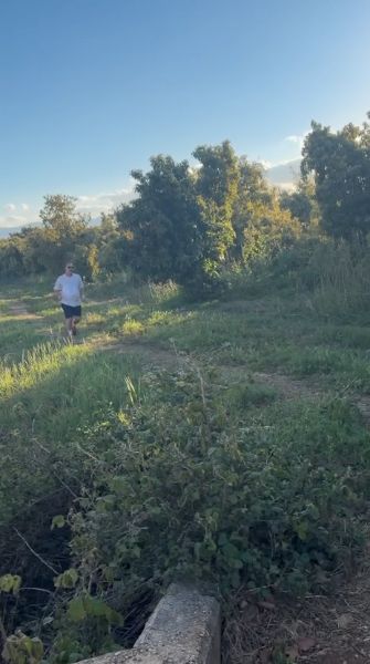 ריצה במטעים של קיבוץ דן, לזכרה של אגם היקרה עם החיוך הגדול והלב הענק