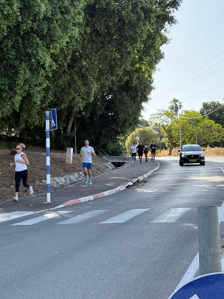 שנת 2025 לראשונה אצלנו בגוש עם המון התרגשות וכאב להנצחת הנופלים מהמושב שלנו לזכרם של עמית אסולין ועידו שני .  שיתוף פעולה של הקהילה הוביל להכרת שמות חללים נוספים בקרב הקהילה והמדינה בכלל 
תודה על מיזם מרגש, על ההזדמנות להחיות ולהנציח את חללי מערכות ישראל וחללי פעולות האיבה. על החיבור בין העבר להווה